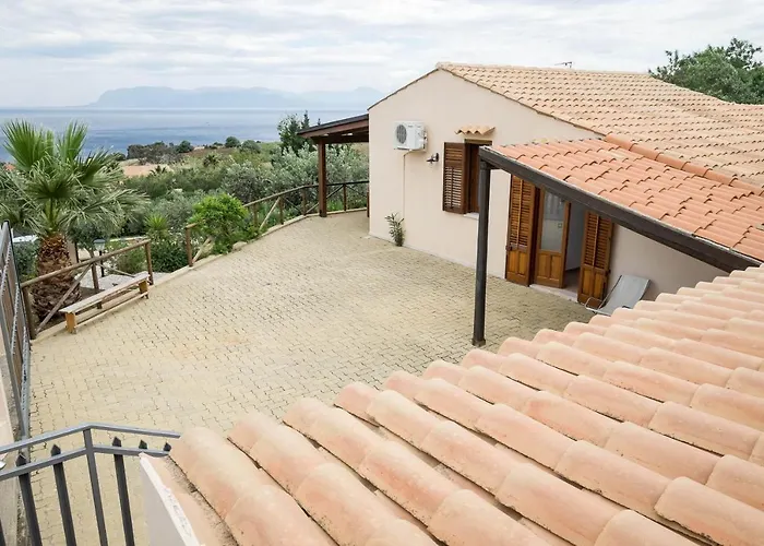 Bifamiliare アパート